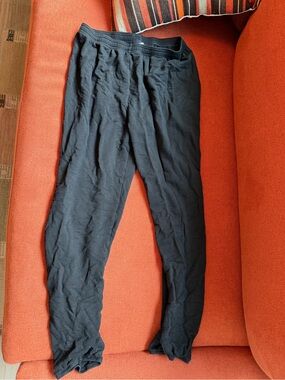 Monrow sweatpants. Small